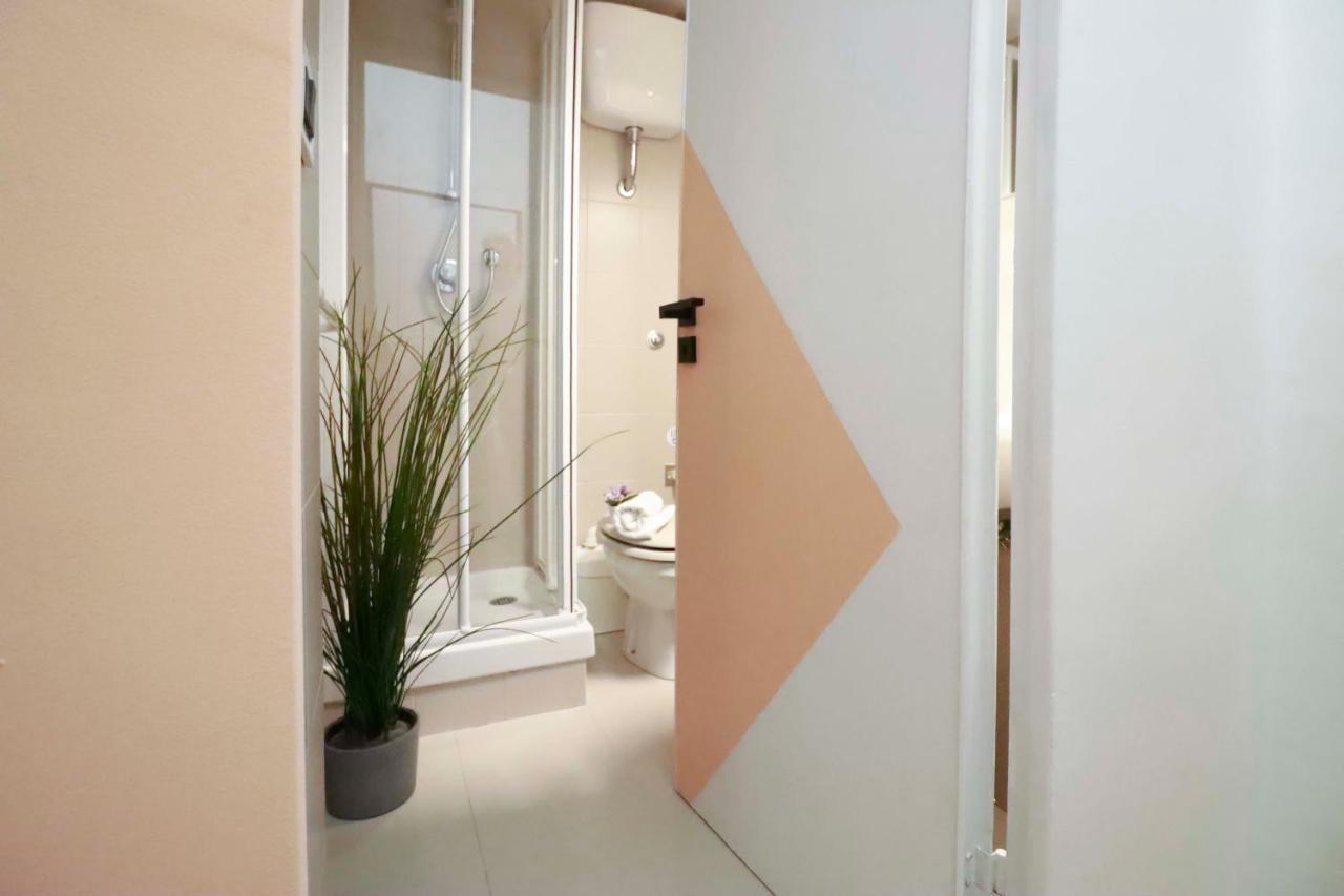 Casaviva - Modern Trilo In Genova Carmine Apartment ภายนอก รูปภาพ